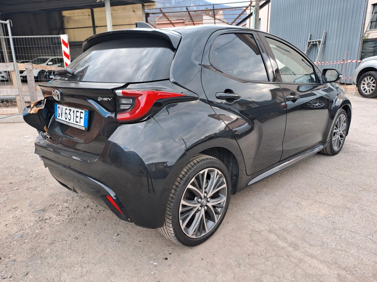 TOYOTA YARIS 1.5 HYBRID *SINISTRATA* GARANZIA 2027