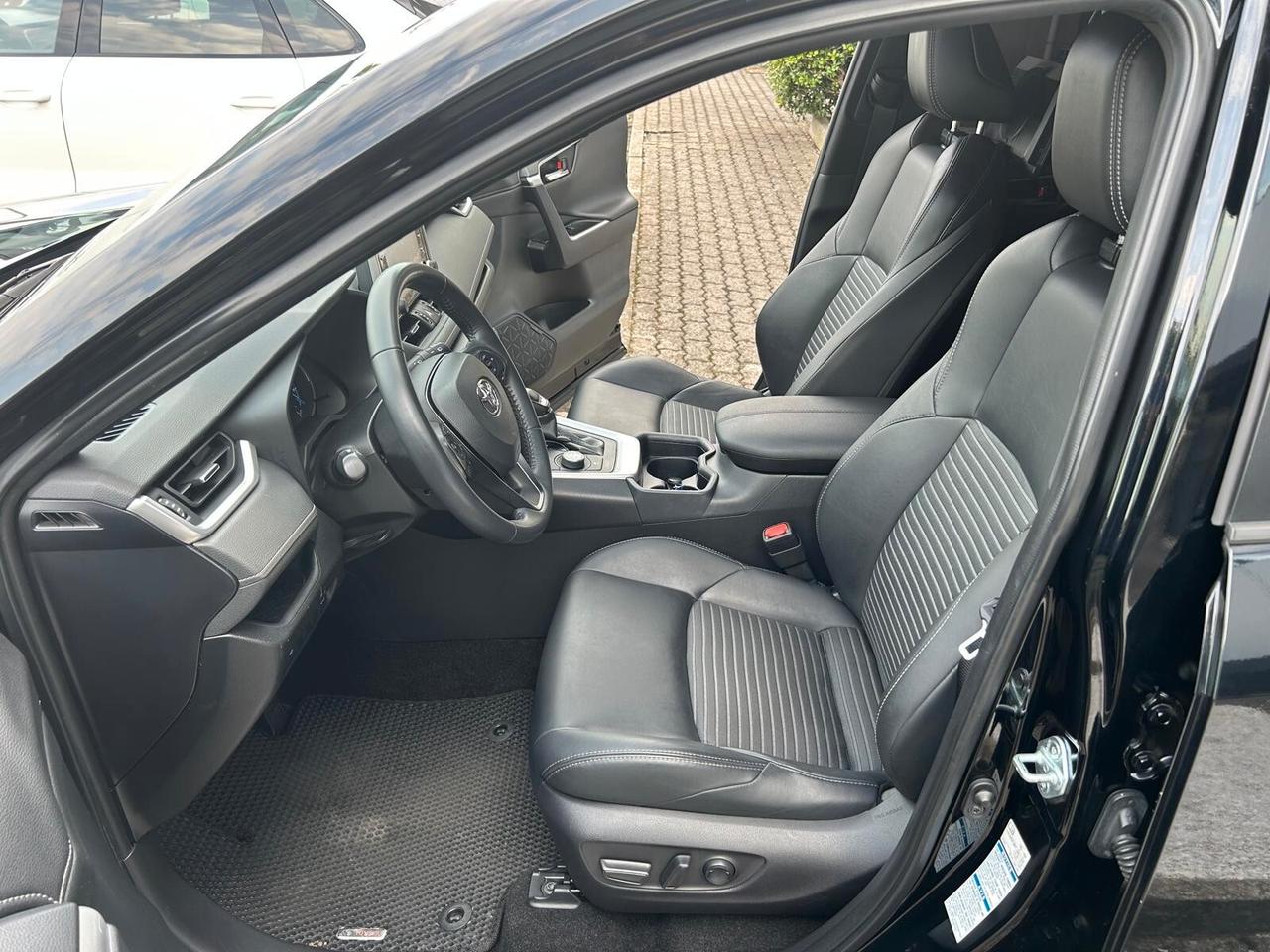 Toyota RAV 4 2.5 vvt-ie h Black Ed. awd-i 222cv e-cvt KIT AERO