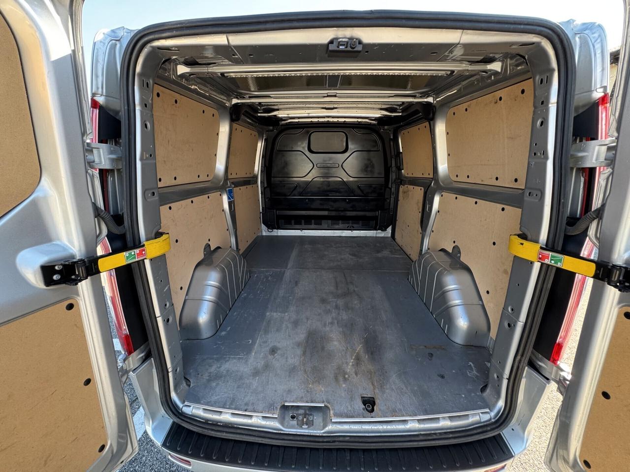 Ford Transit Custom Van Sport 2.0TDCi 185CV Autom. L1H1