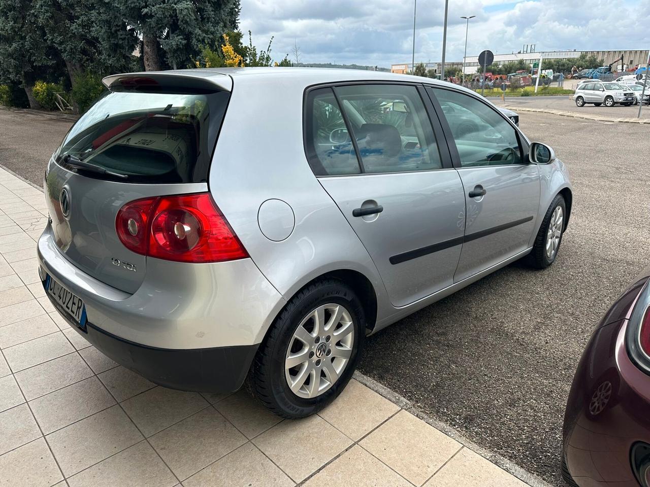 Volkswagen Golf 1.9 TDI 5p. UNIPRO