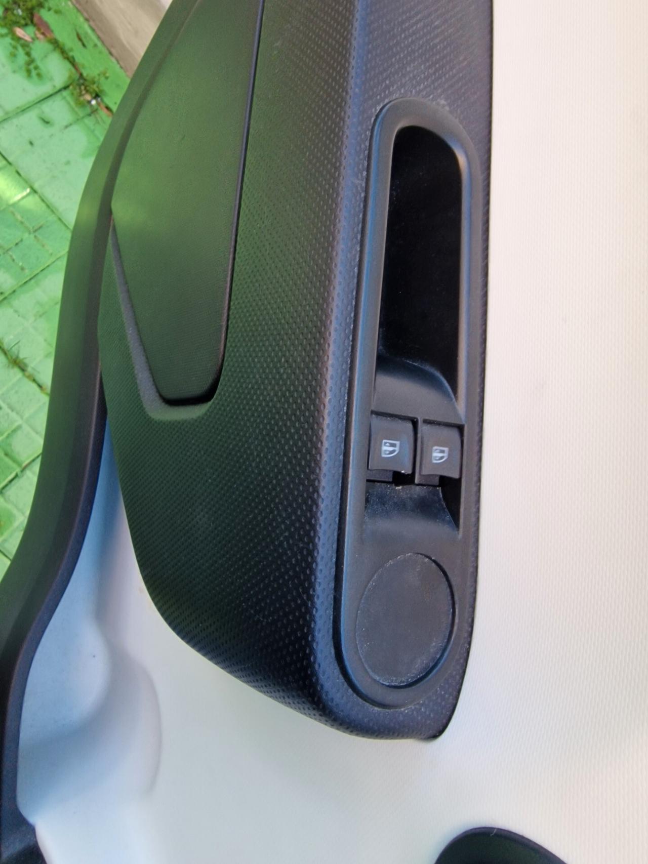 Renault Twingo SCe 65 CV Intens full