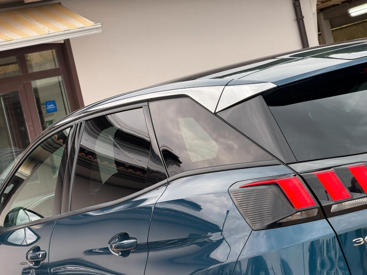 Peugeot 3008 1.5 BLUEHDI 130 cv. Eat8 ALLURE PACK (Nav)