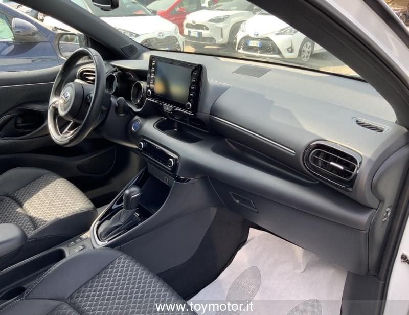 Toyota Yaris 4ª serie 1.5 Hybrid 5 porte Style