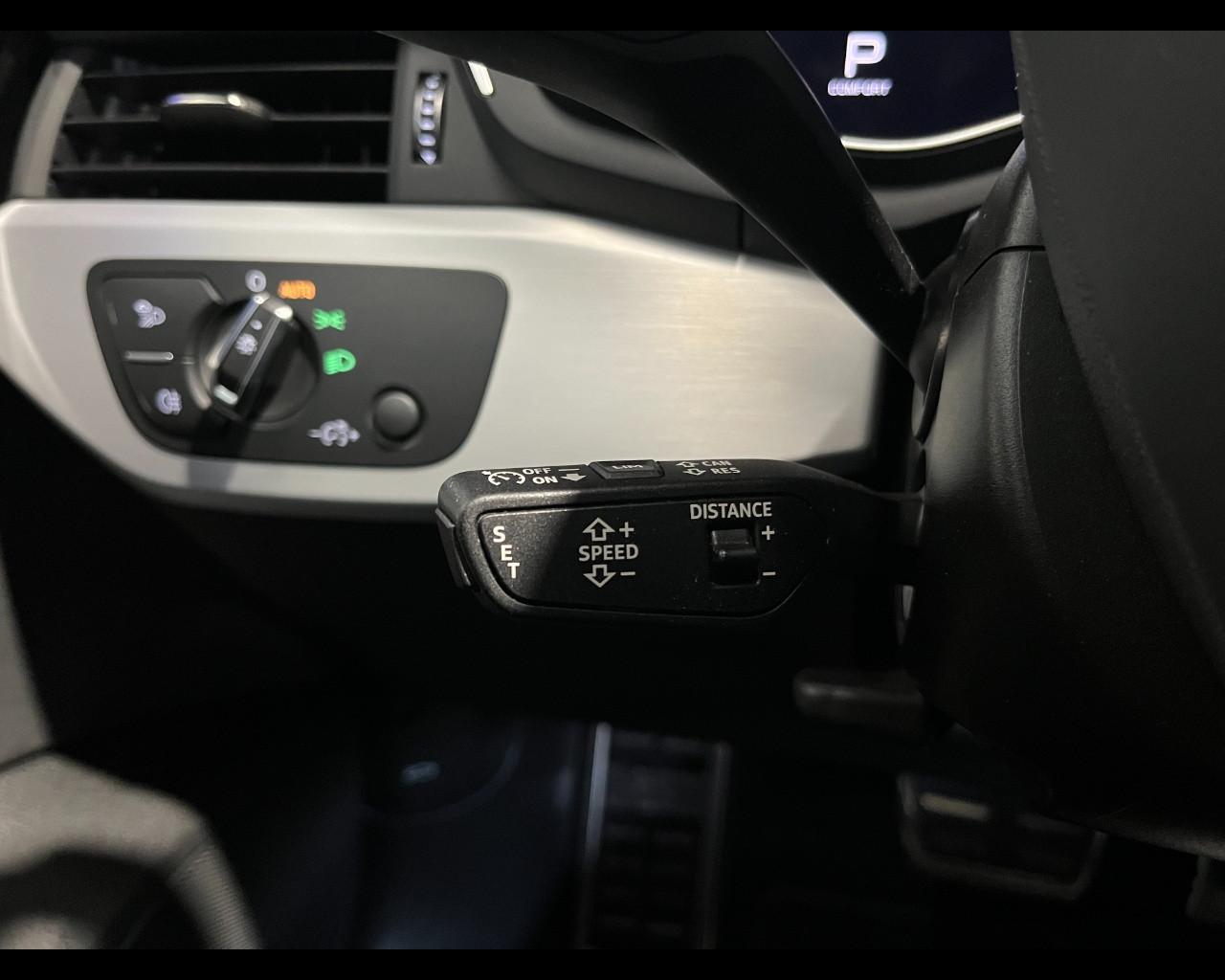 AUDI A4 AVANT 35 TDI MHEV S-TRONIC S-LINE