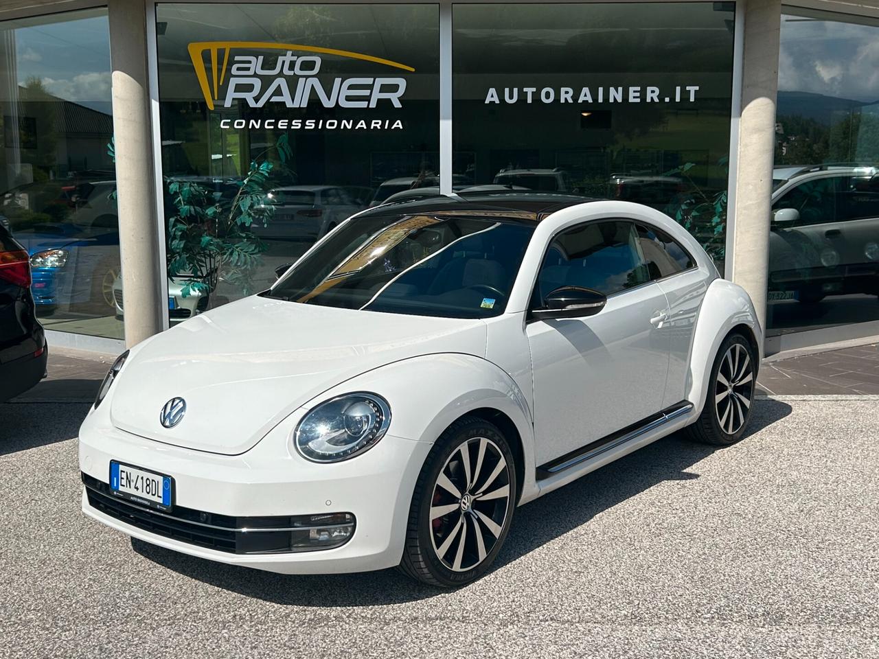 Volkswagen Maggiolino 2.0 TSI DSG Sport