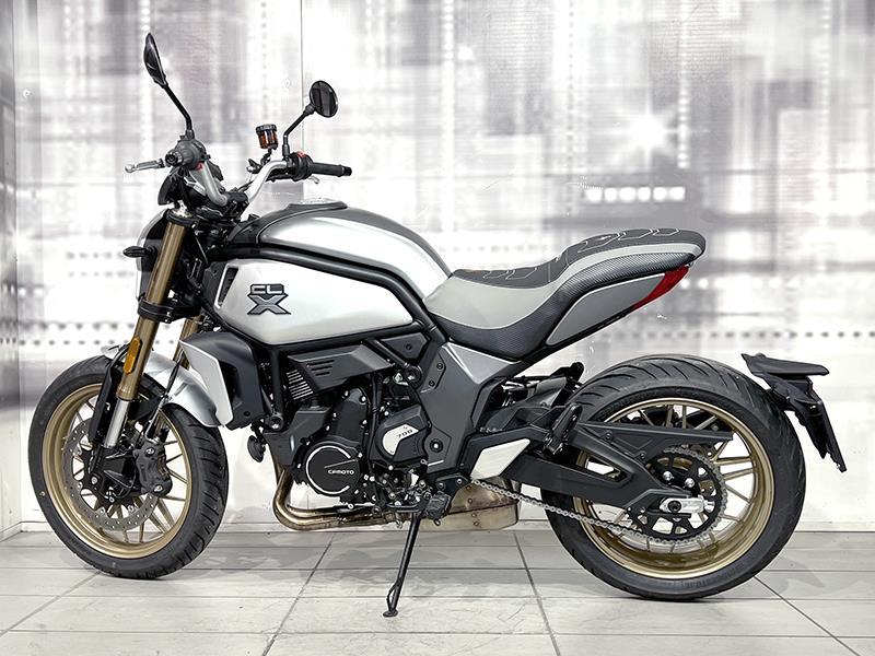CFMoto 700 CL-X Heritage