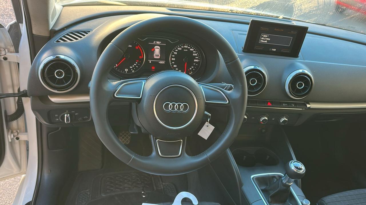 AUDI A3 SPORTBACK 1,6 DEISEL 105CV