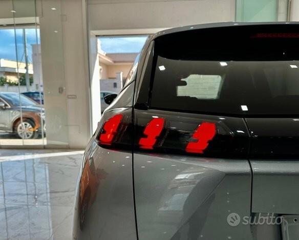 Peugeot 2008 BlueHDi 130 S&S EAT8 Allure