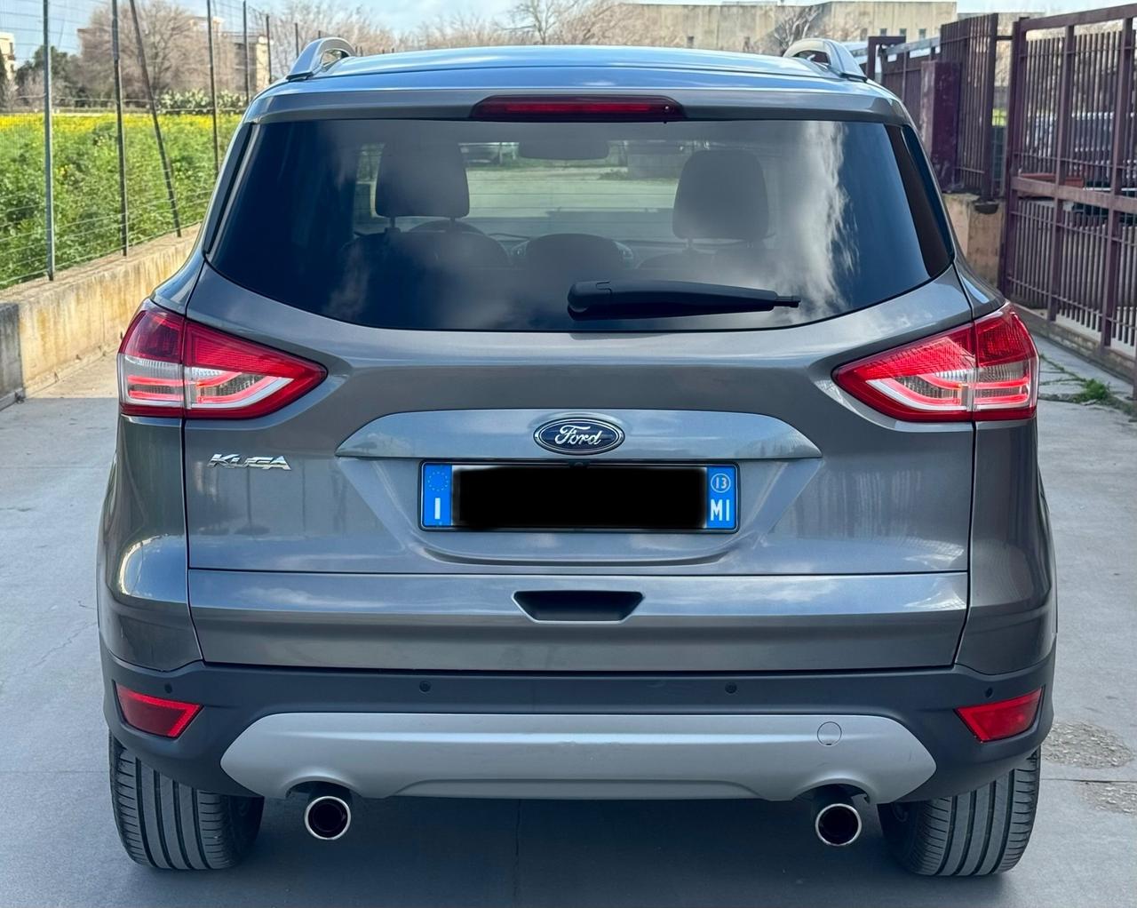 Ford Kuga 2.0 TDCI 140 CV 4WD Powershift Titanium