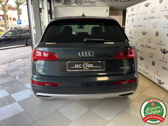 AUDI Q5 40 TDI quattro S tronic Business Sport