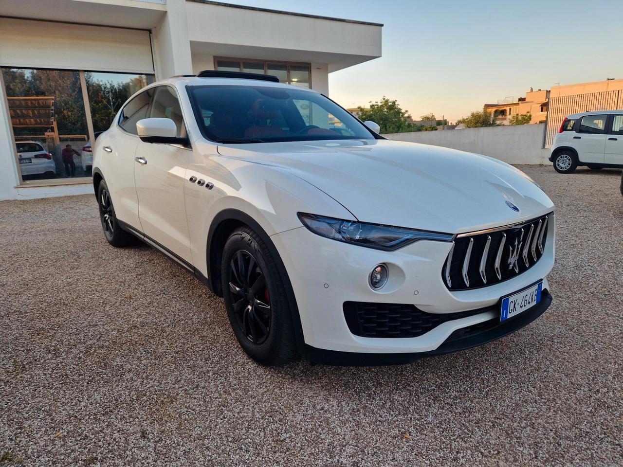 Maserati Levante V6 Diesel 275 CV AWD Granlusso