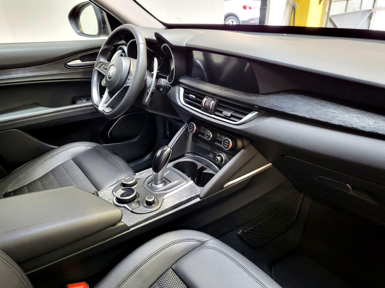 Alfa Romeo Stelvio 2.2 Q4 Executive 210cv AT8 My19