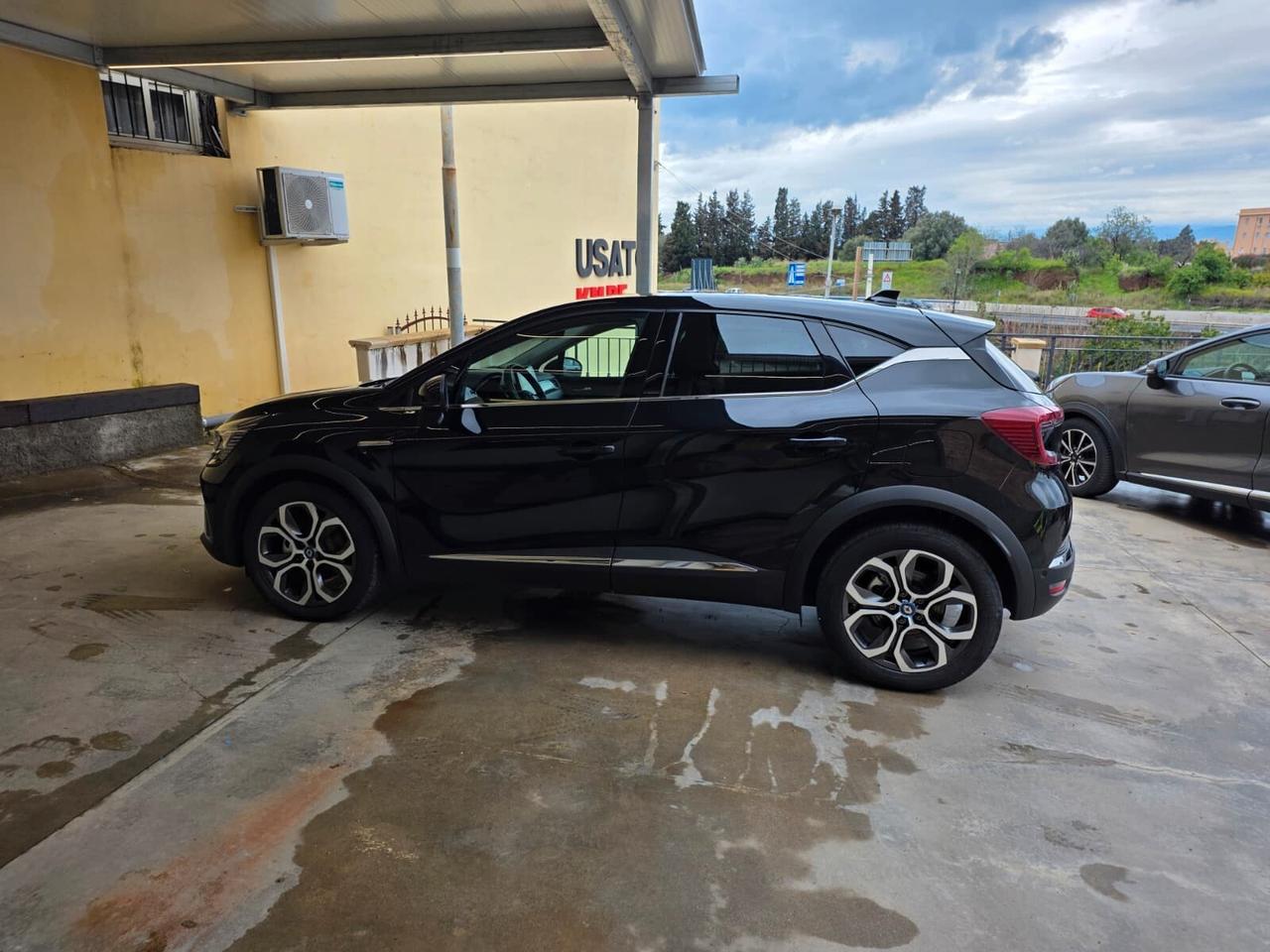 Renault Captur Plug-in Hybrid E-Tech 160 CV Initiale Paris