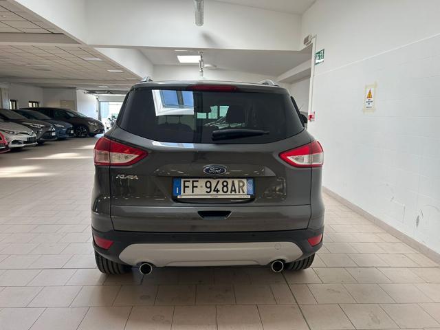 FORD Kuga 2.0 TDCI 150 CV S&S 4WD Powershift Titanium