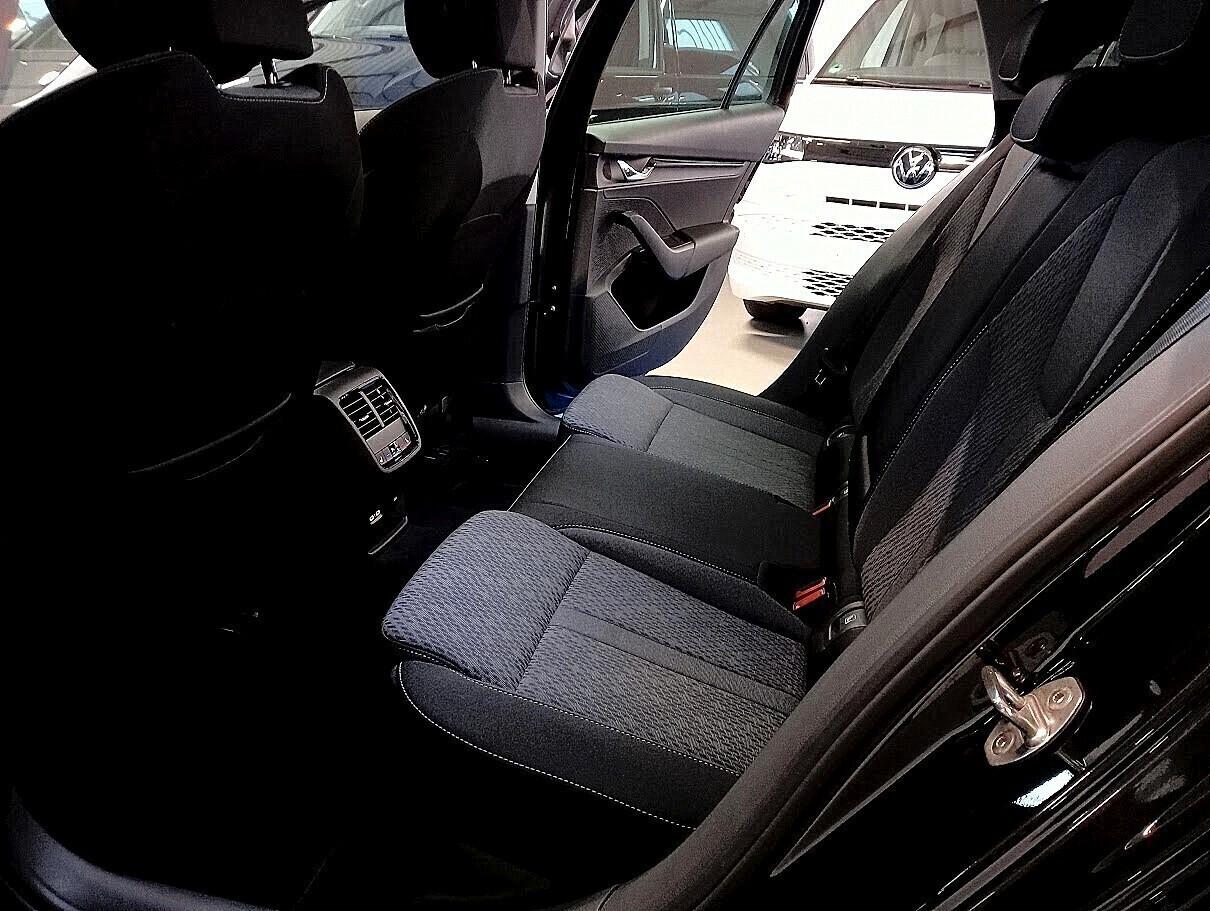 Skoda Octavia Wagon 2.0 TDI 4x4 DSG CLEVER EDITION FULL GANCIO