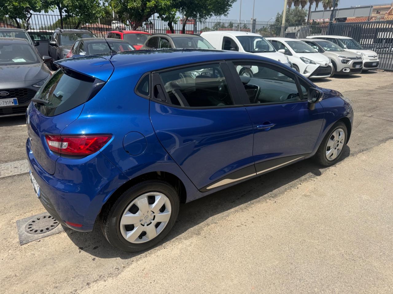 Renault Clio dCi 8V 90 CV 5 porte Moschino Life