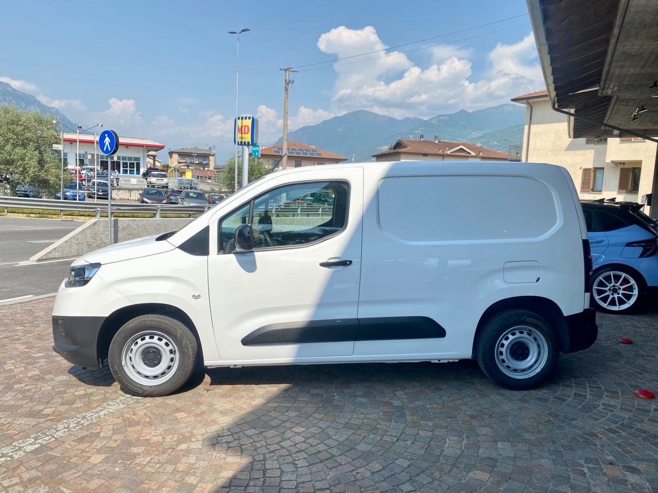 Toyota Proace City 1.5D 100 CV S&S PC 4p. Comfort PREZZO + IVA