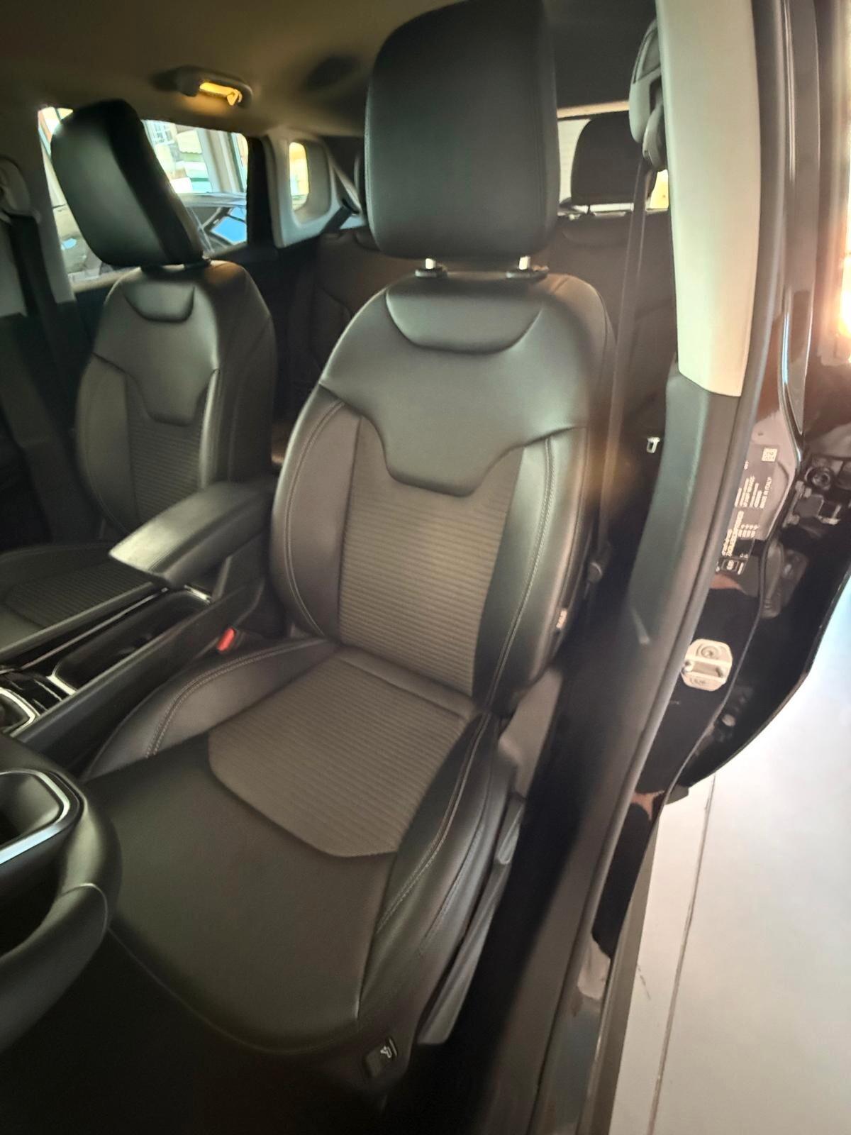 Jeep Compass 1.6 MJET 2WD Night Eagle