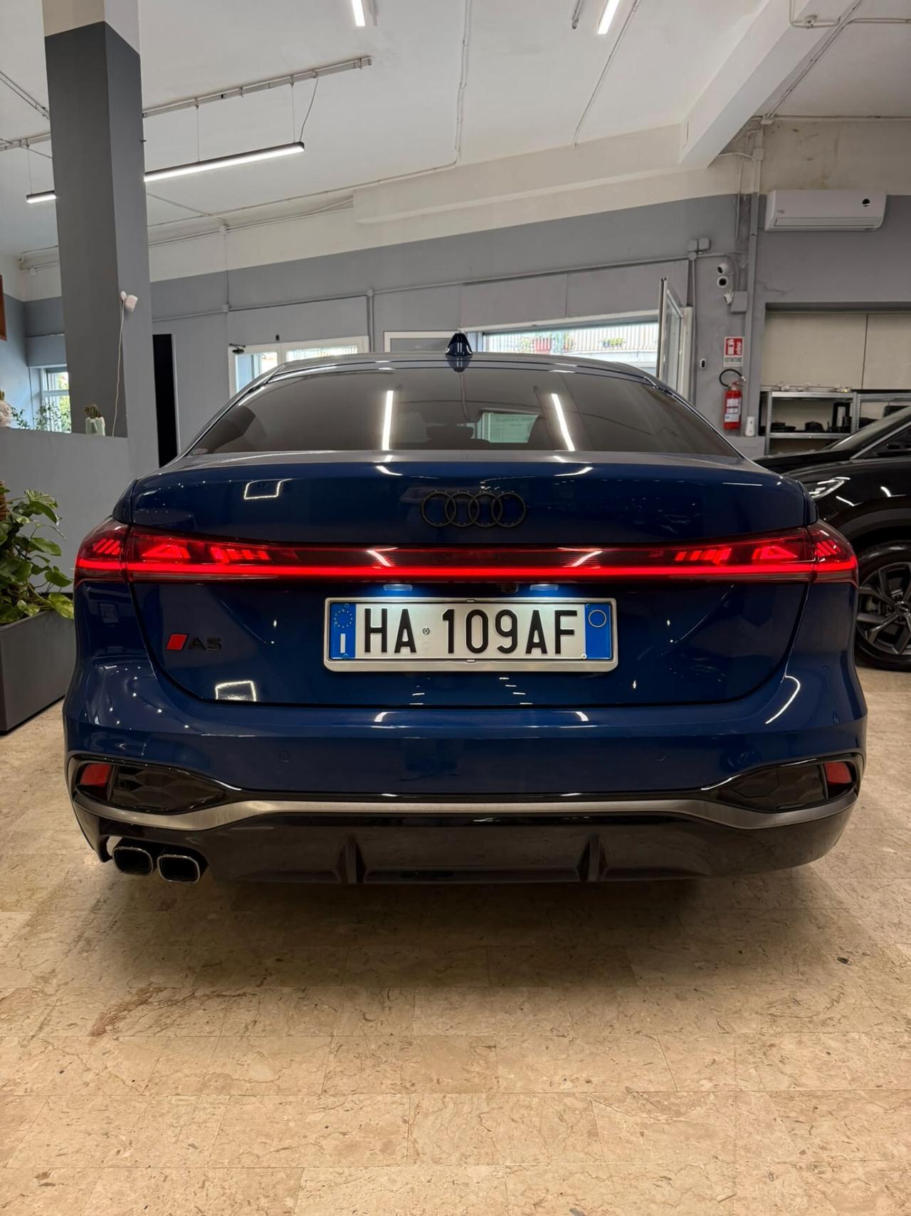 Audi A5 e-hybrid 220 kW S tronic quattro Line Edition