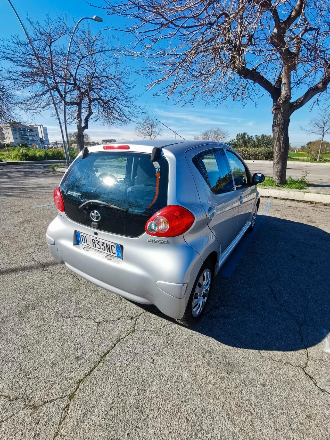 Toyota Aygo 1.0 12V VVT-i 5 porte Sol 2007