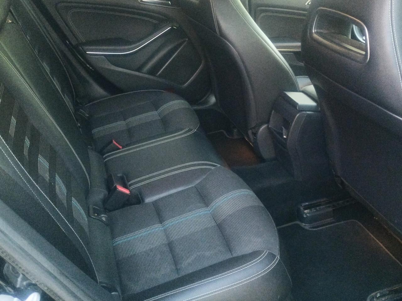 Mercedes-benz CLA 200 d Business