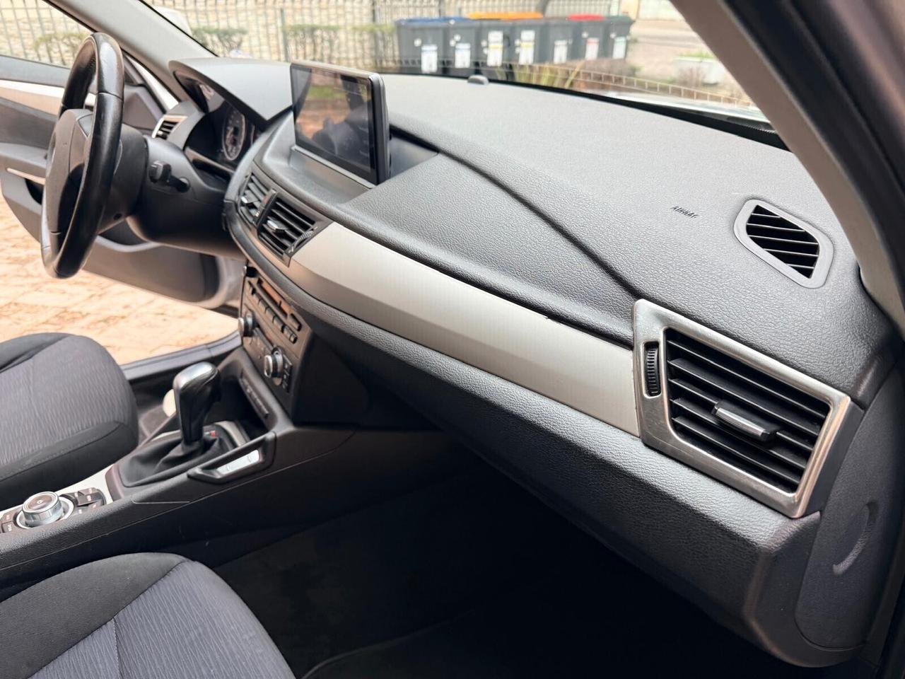 Bmw X1 sDrive18d Steptronic 07/2011