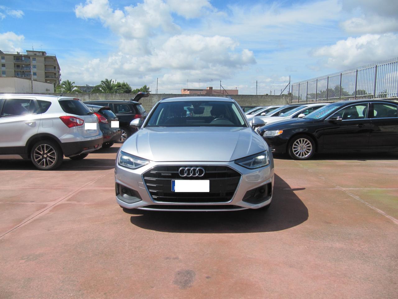 Audi A4 Avant 40 TDI quattro S tronic Business - automatico
