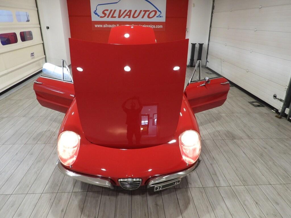 Alfa Romeo Spider 1750 SPIDER VELOCE OSSO DI SEPPIA 105.57