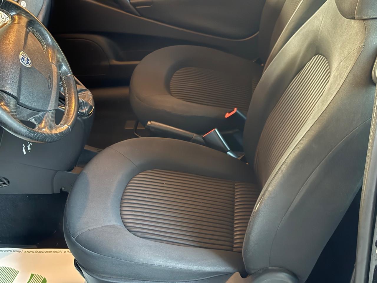Lancia Ypsilon 1.2 69 CV Elle