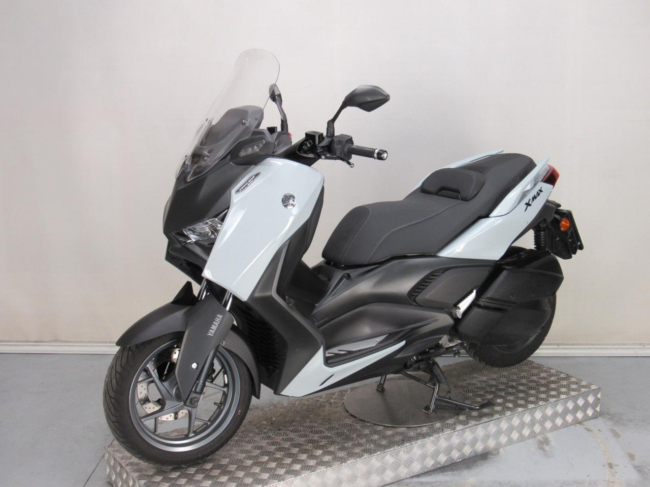 Yamaha X-Max 300 ABS TECH MAX CERAMIC GERY