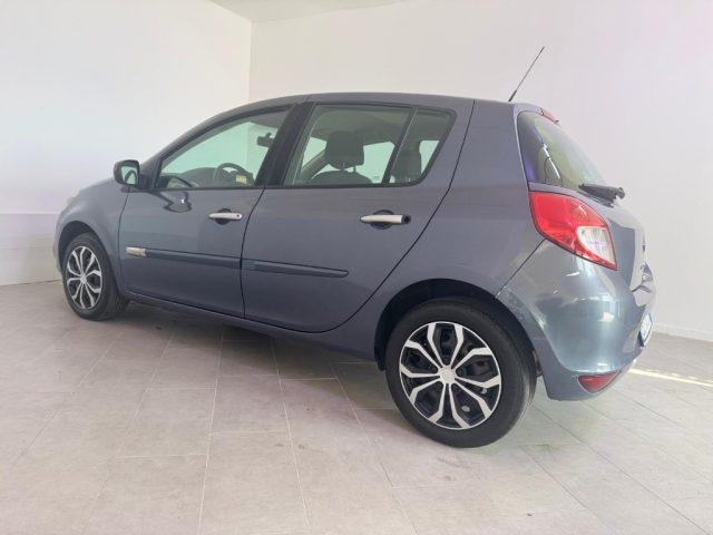 RENAULT Clio 1.2 16V 5 porte Luxe