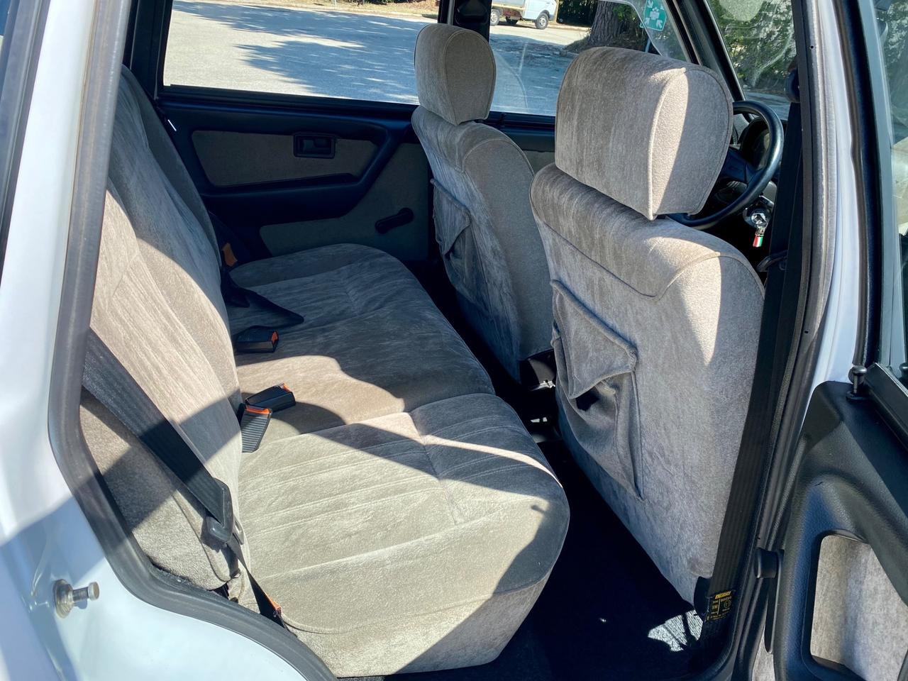 Fiat Uno 60 5 porte SX. SCIONERI