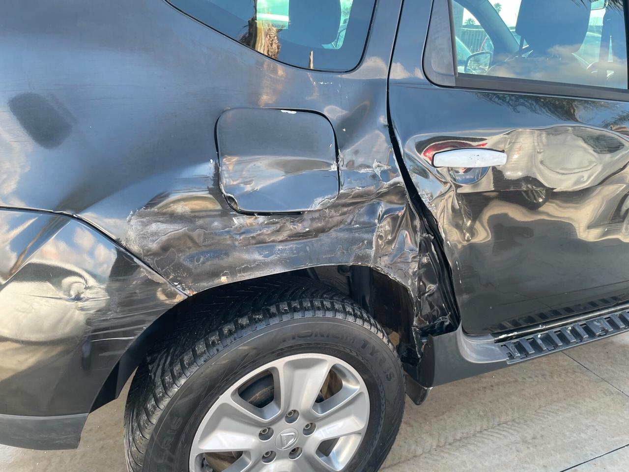 DACIA DUSTER ANNO 2015 4x4 1.5 DIESEL 109 CV