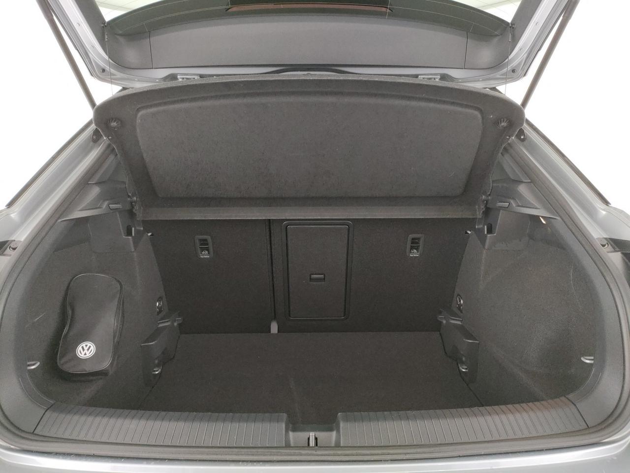 Volkswagen T-Roc 1.5 tsi r-line dsg