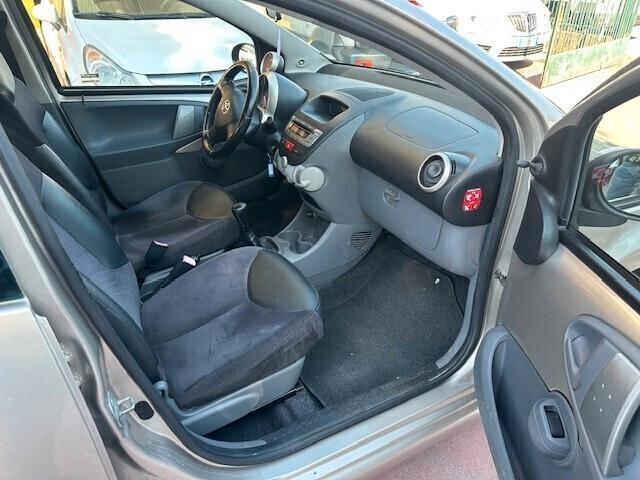 Toyota Aygo 1.0 12V VVT-i 5 porte, BELLISSIMA OK NEOPATENTATI!!