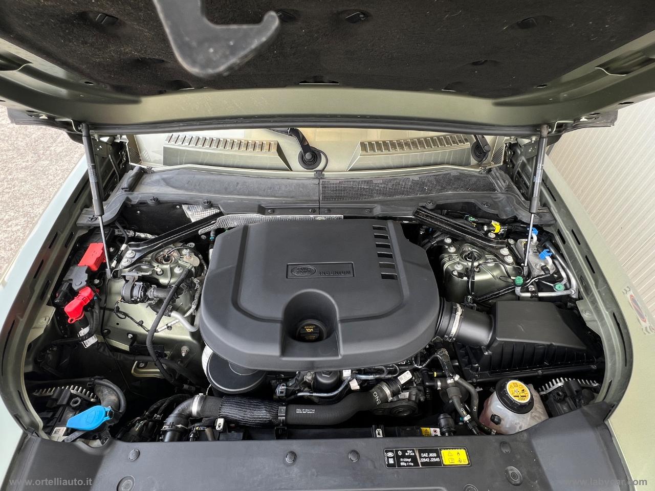 LAND ROVER Defender 110 3.0D I6 250 CV AWD Auto SE