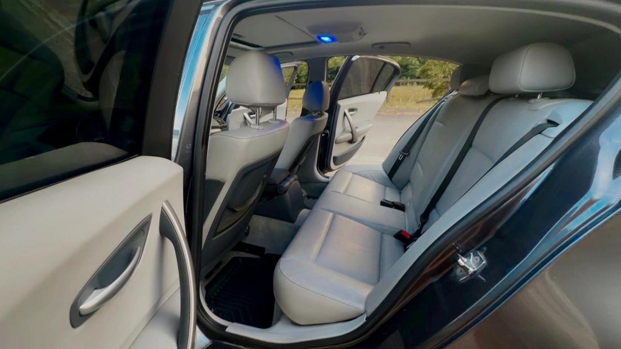 Bmw 120 120d cat 5 porte Attiva