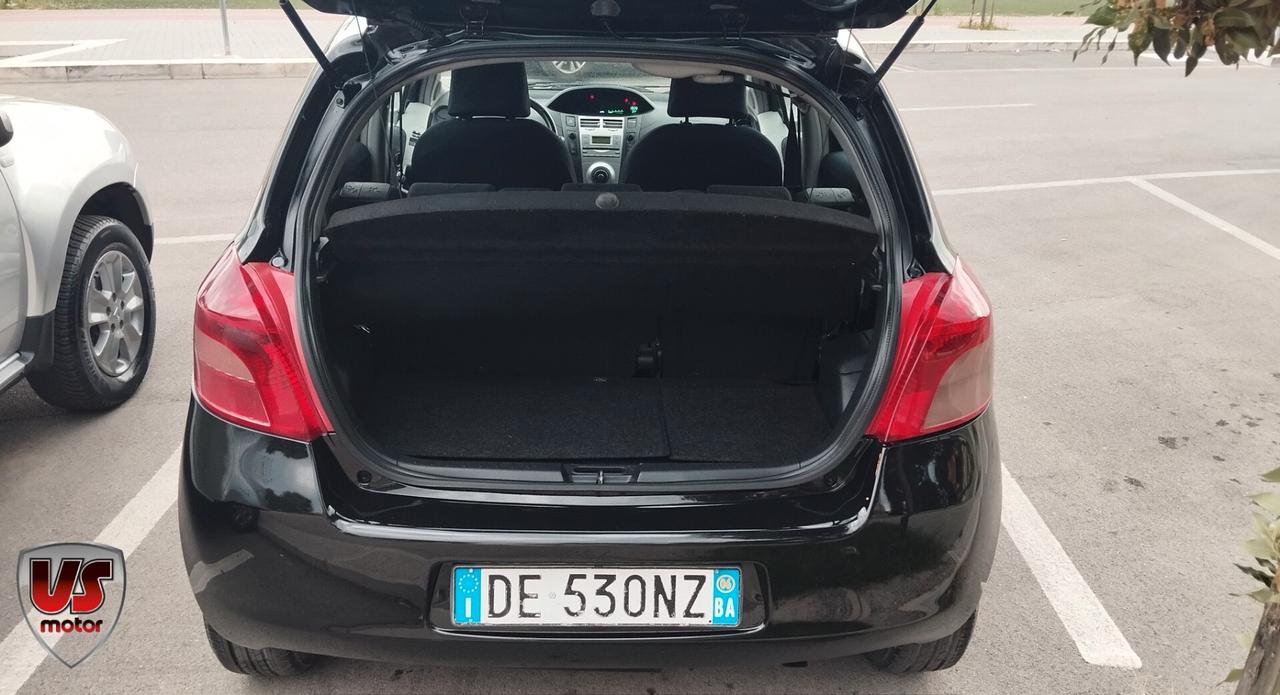 TOYOTA YARIS 1.4 DIESEL-2006