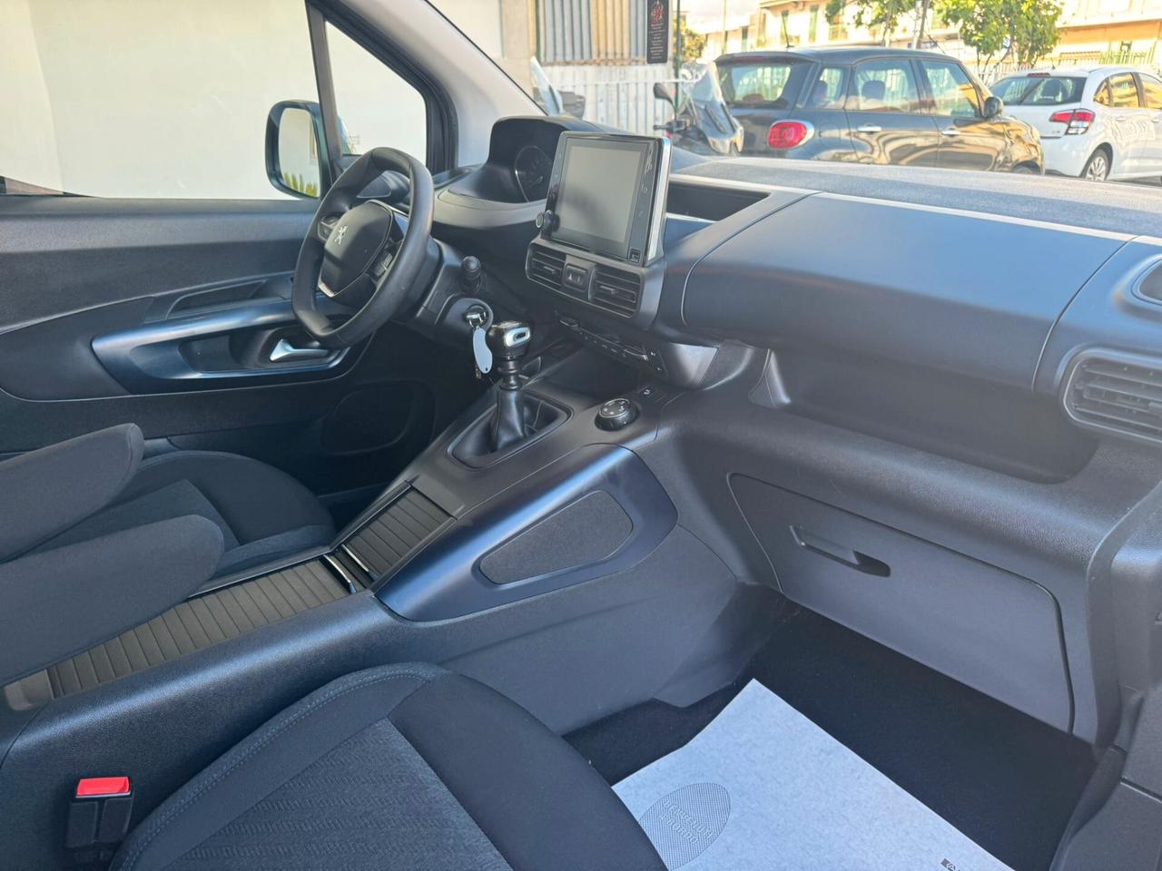 Peugeot Rifter BlueHDi 130 S&S Allure 7 posti