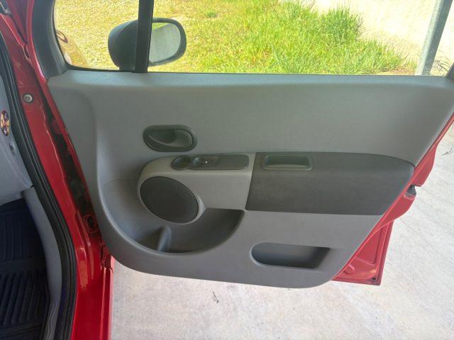 RENAULT Modus 1.2 16V DOPPIO TRENO DI GOMME OK NEOPATENTATI