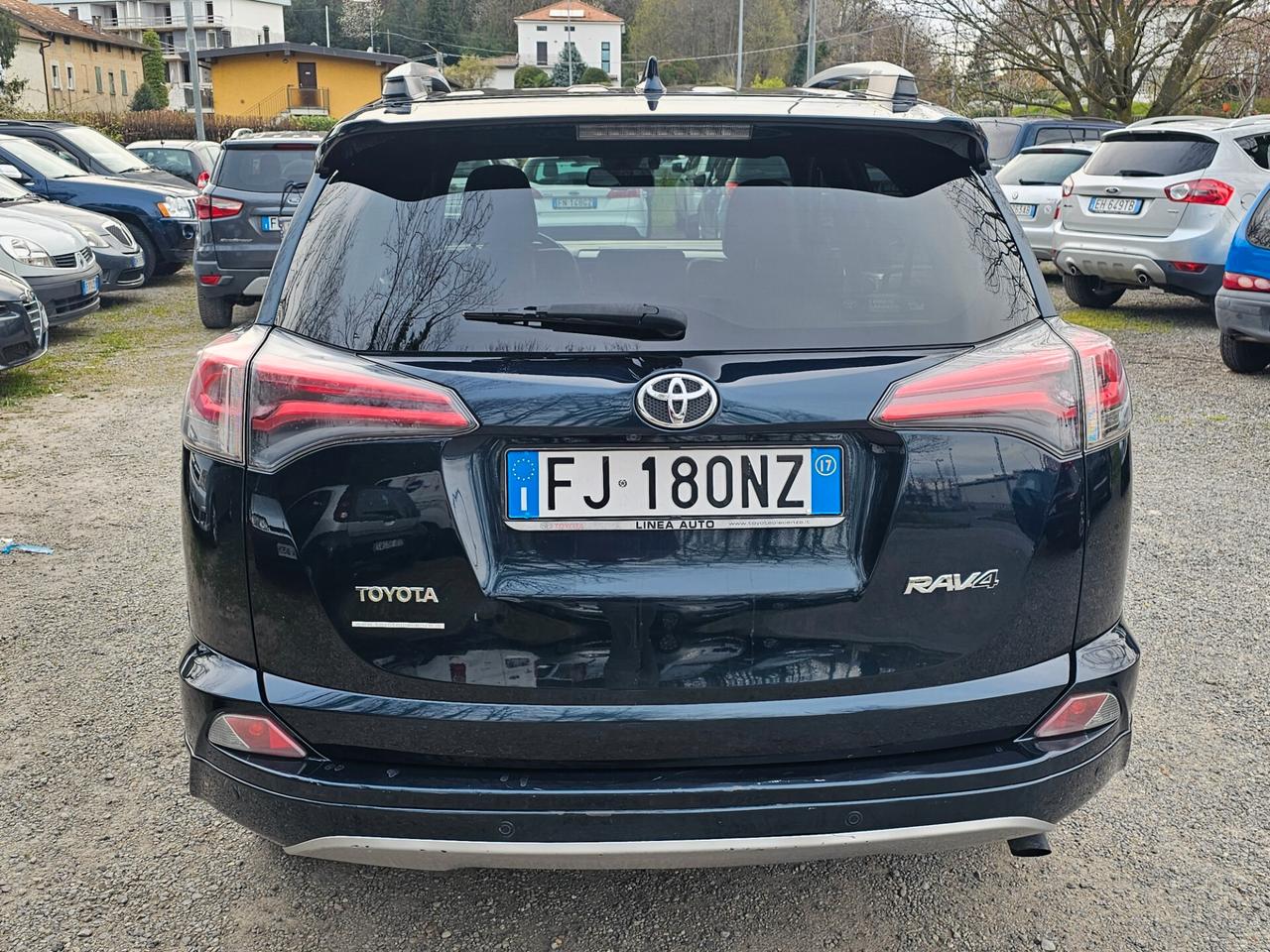 Toyota RAV 4 RAV4 2.0 D-4D 2WD Business