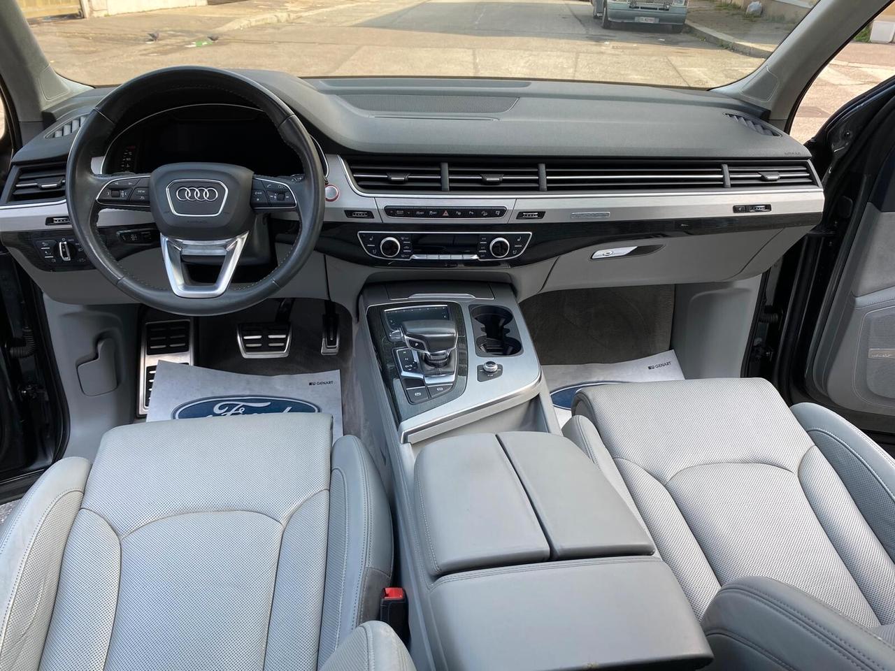 Audi Q7 SQ7 4.0 V8 TDI quattro tiptronic Business Plus