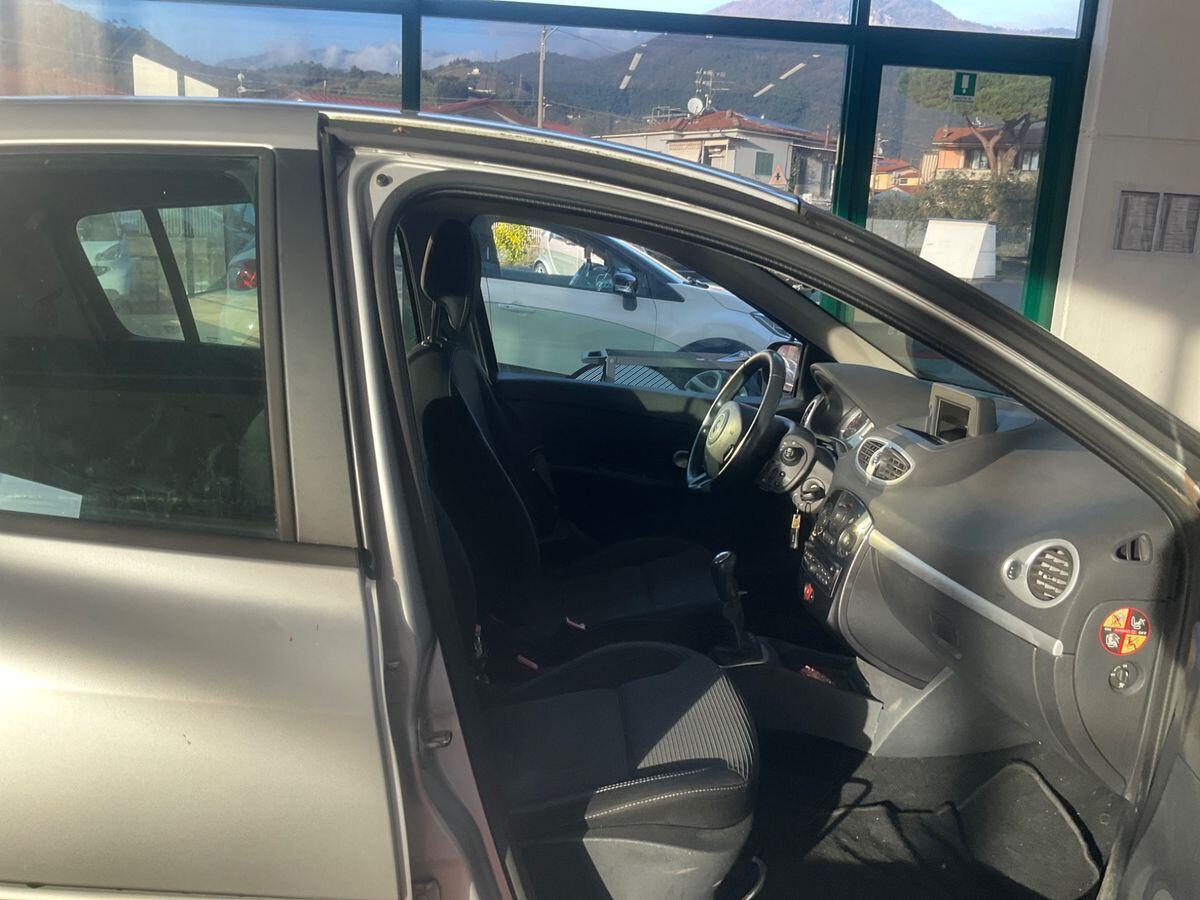 Renault Clio 1.2 16V 5 porte Dynamique