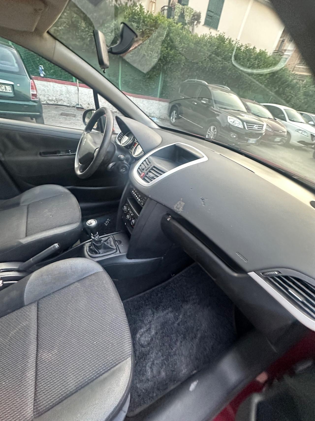 Peugeot 207 1.4 HDi 70CV FAP 5p. XS