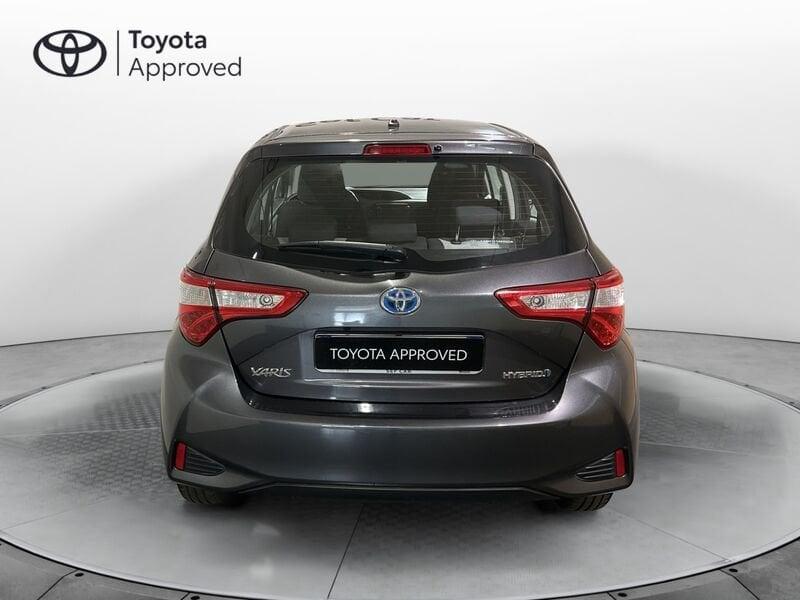 Toyota Yaris 1.5 Hybrid 5 porte Active AREA C FREE + CERCHI IN LEGA + CAR PLAY