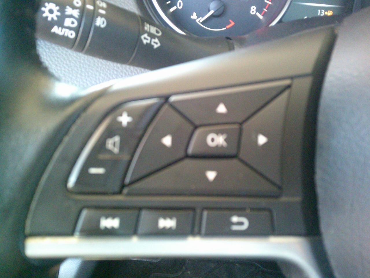 Nissan Qashqai 1.2 DIG-T N-Connecta*Apple Car Play*Tetto Panoramico*