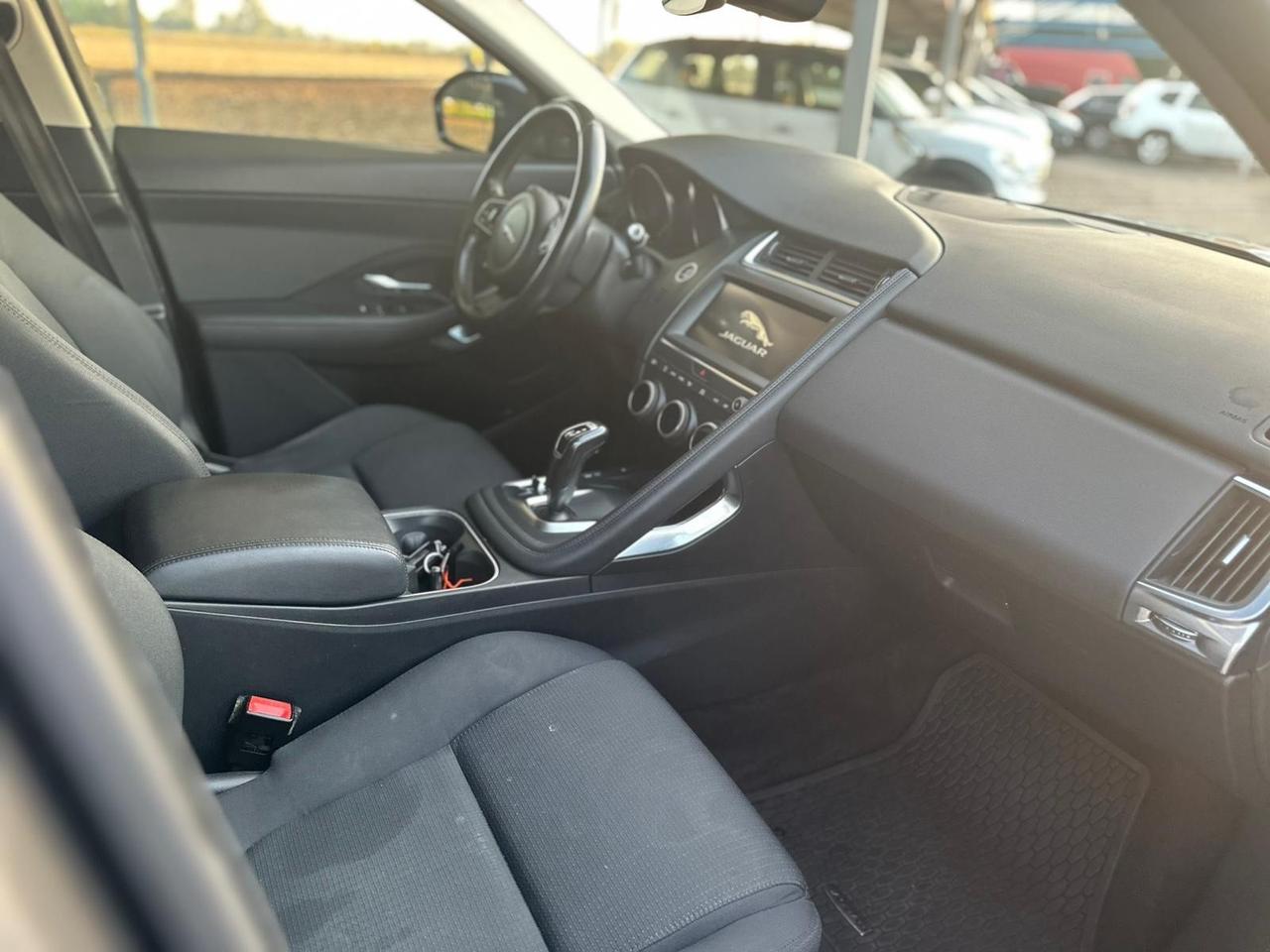 Jaguar E-Pace 2.0D 150 CV AWD aut. R-Dynamic HSE