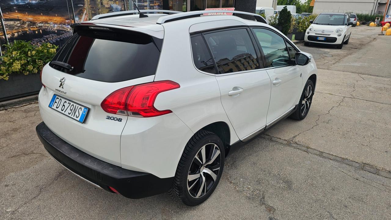 Peugeot 2008 BlueHDi NEOPATENTATI