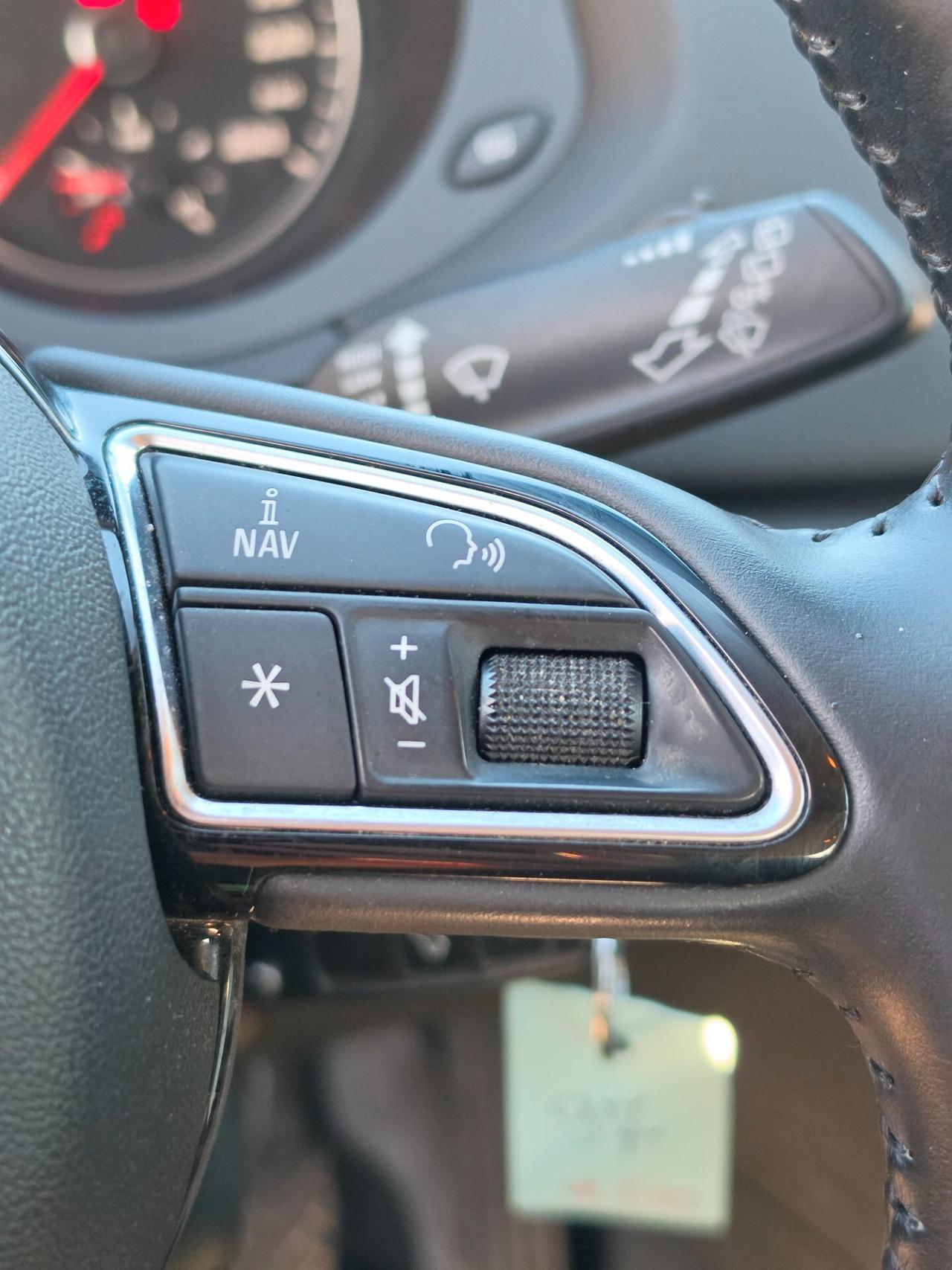 Audi Q3 2.0 TDI Business