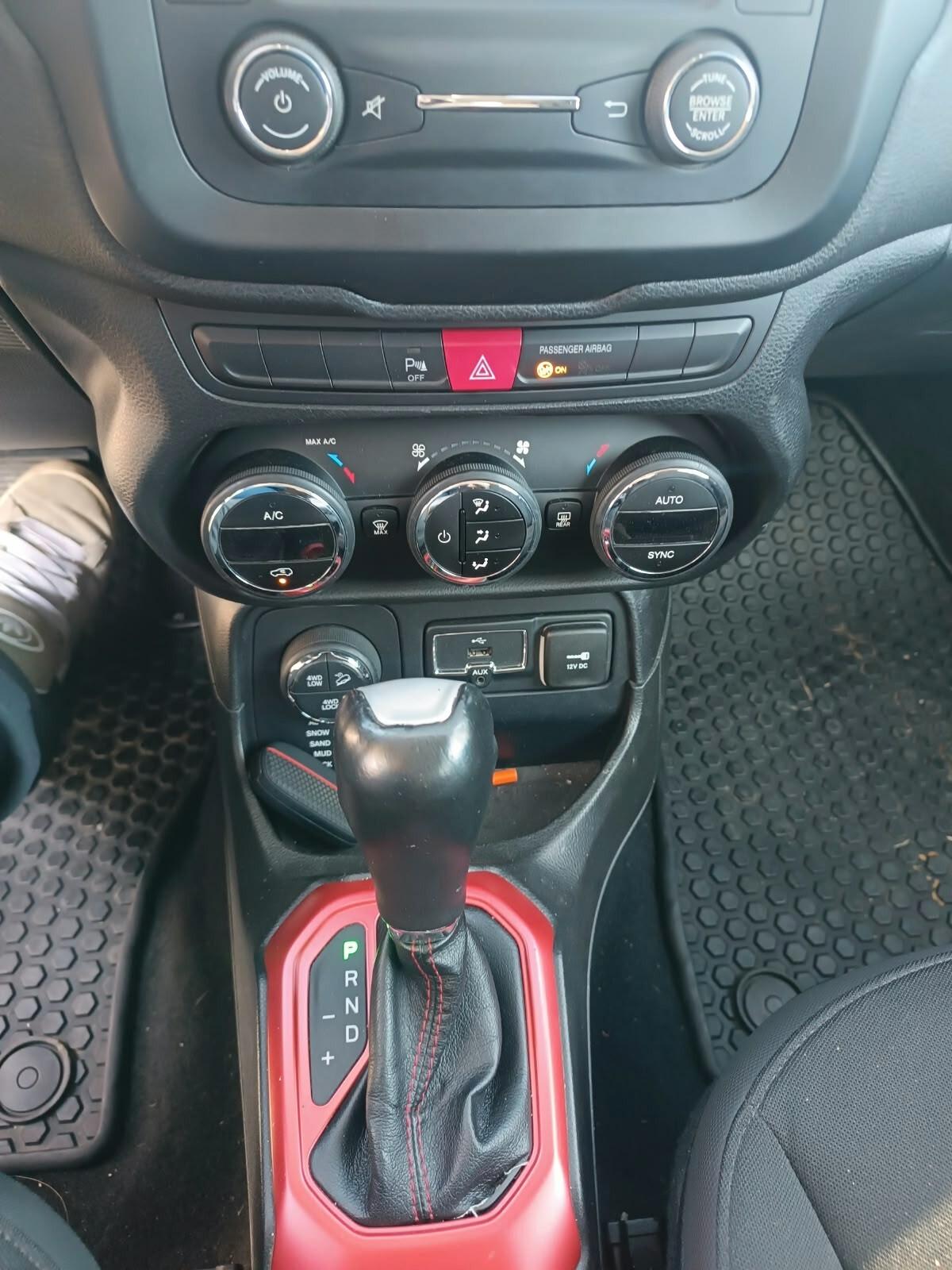 Jeep Renegade 2.0 Mjt 140CV 4WD Active Drive Low 75th Anniversary